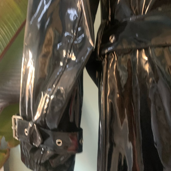 Limited edition Cardi B for Fashion Nova black Trench coat SOLD OUT size MEDIUM - Picture 2 of 16